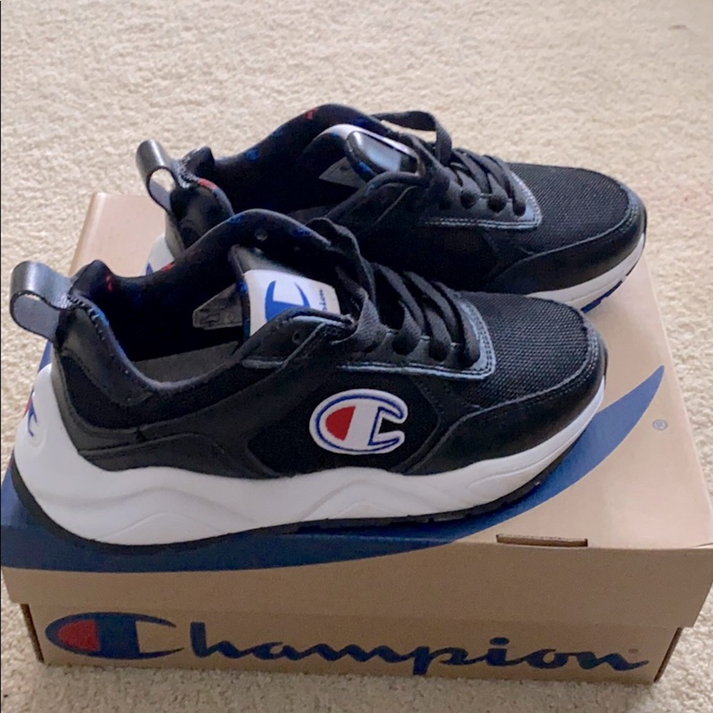 Champion tennis shoes wore twice